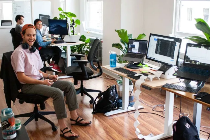 2025年最值得关注的八大独立站平台