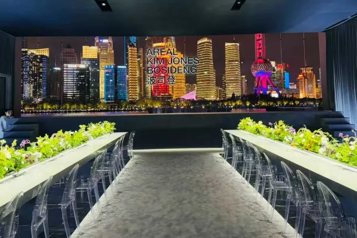 高端晚宴椅子坐出“咯吱声”？上海这几家活动物料租赁公司细节封神！