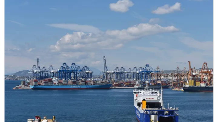 2435个集装箱被扣，8亿欧元惊天税案！海关“内鬼”与华人走私网被一锅端 | 行业爆料