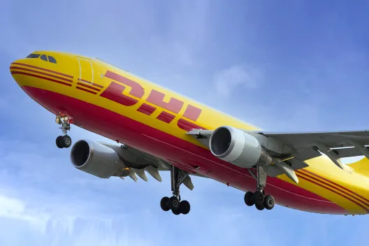 DHL暂停美国高价值包裹递送服务 关税新政引发跨境物流震荡
