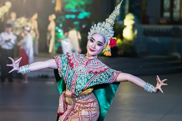 跨境电商如何用品牌故事促进泰国节假日消费?