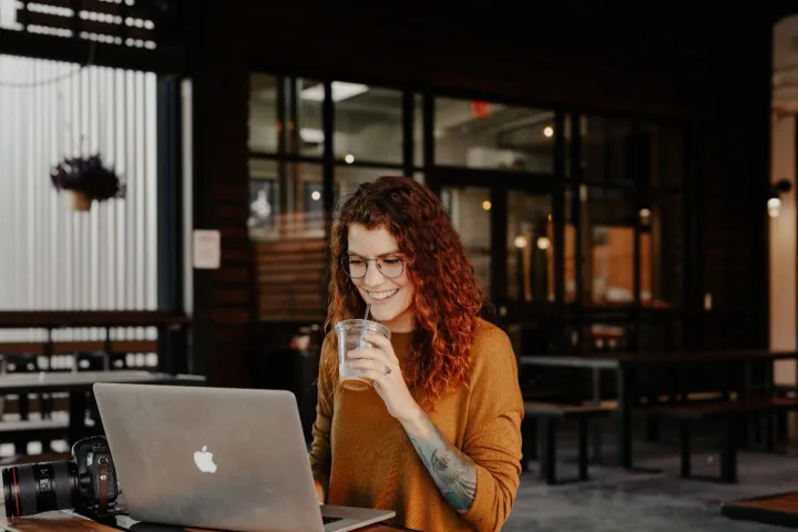 独立站是什么平台？为何2025年越来越多卖家弃用大平台？