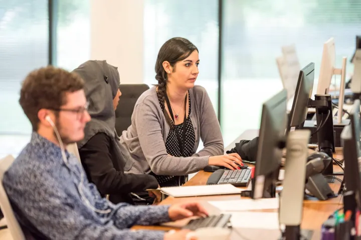 建一个外贸独立站要多少钱？从域名到推广的成本拆解