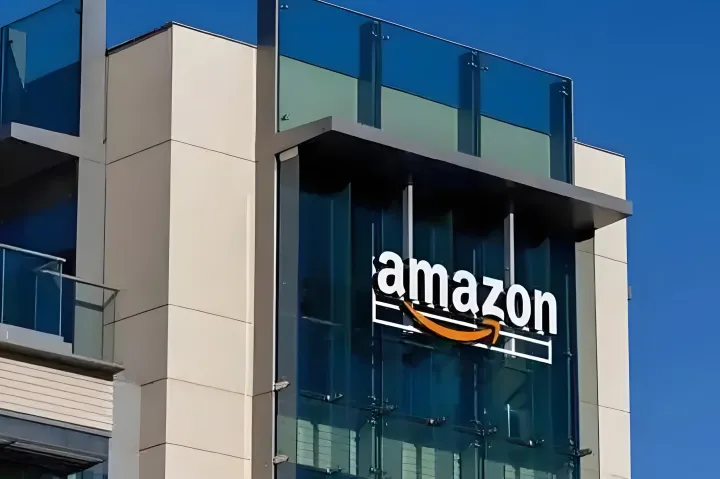 大厂三年裁员15万人，人工智能“背锅”！