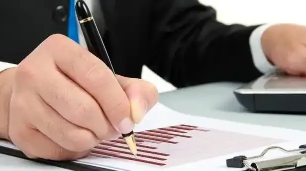 2025年靠谱美国专利翻译服务终极指南：从评估到签约全流程