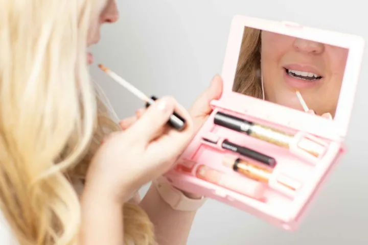 美妆内卷时代，为什么独立站是彩妆品牌的破局之选？