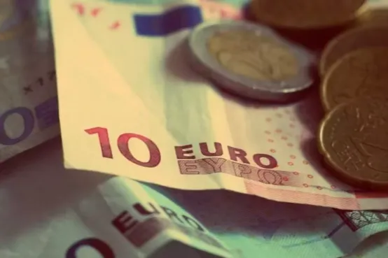 1000美元兑欧元汇率是多少？