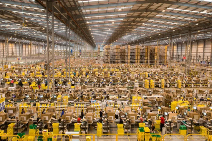 每逢旺季前夕亚马逊必爆仓，卖家怎么合理备货