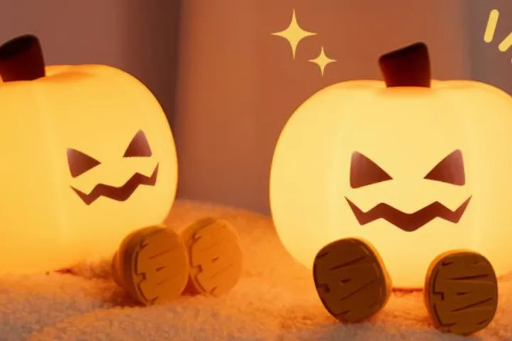 TikTok万圣节爆款：日销200单，变脸南瓜灯10+独立站跟卖