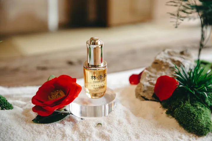 20年熬过多次周期，只选做一款单品，林清轩孙来春：蚂蚁要想胜大象，必须极致聚焦