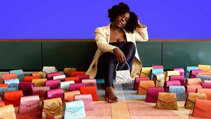 月入10万美金！26岁女孩把副业变成碧昂丝认可的奢侈品牌