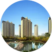 台风中的守护者