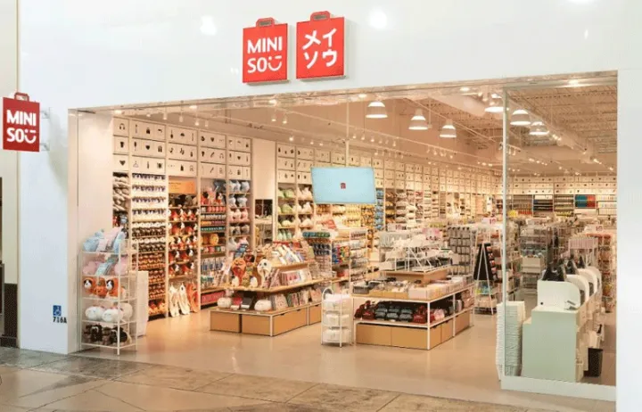 出海品牌案例 | 名创优品Q3利润猛增138.6%，出海业务大翻身，哪步棋走对了？