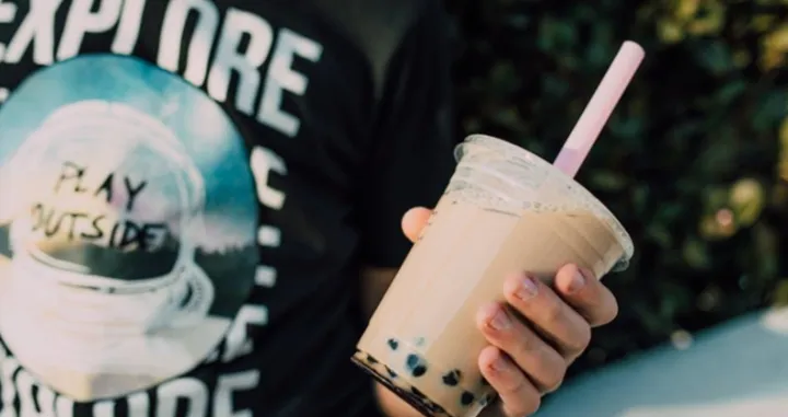 新茶饮上市背后：流水的品牌，铁打的供应链