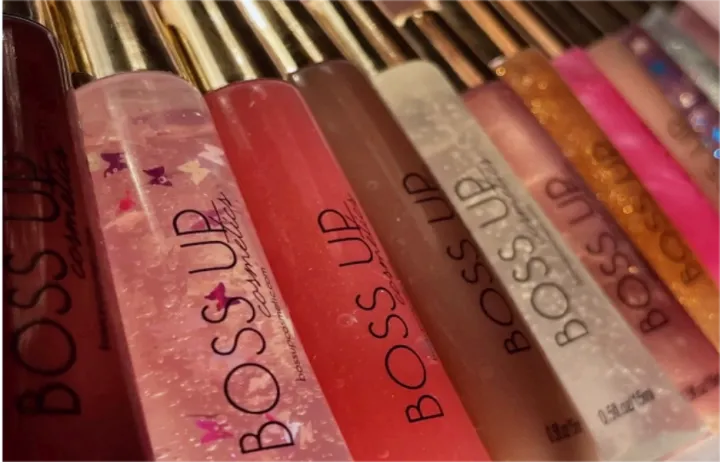 14岁美国女孩白手起家，创立了一家价值70万美元的美容公司