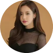 夫妻搬家清理出一箱旧书，收废品的却愿出价五万收购，拆开包装后两人脸色瞬间煞白！