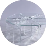 时尚流行的亚克力圈椅