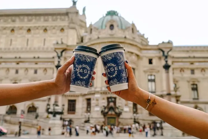 霸王茶姬成为“奥运顶流”，不止因为押对郑钦文