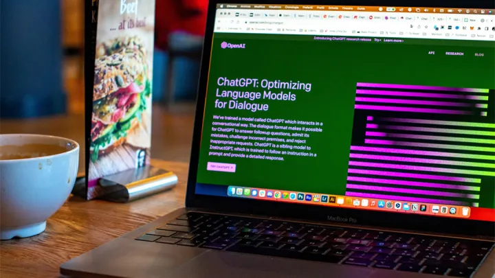 AI浪潮之上，出海的大船还平稳吗？