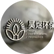 浮云游子意，明月故乡情