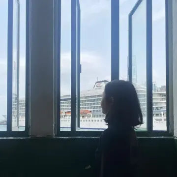 小六跨境