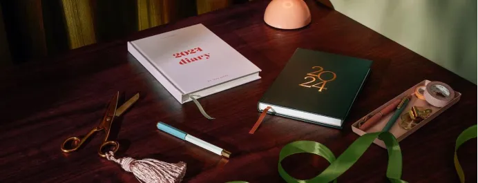 年入2500万美金，剑桥高材生创业卖文具，打造复购神话