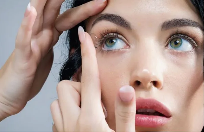 热点趋势|小小隐形眼镜，竟是下一个百亿美元的机会，你不心动吗？