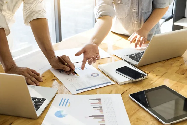 外贸遇到同事撞单怎么处理