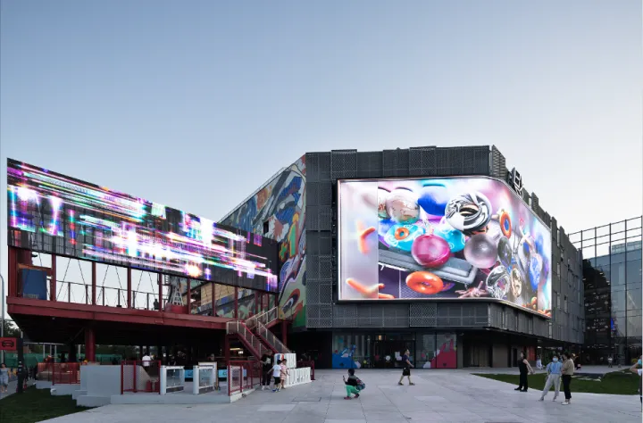 从TX淮海到THE BOX朝外，URF盈展如何再次用「策展型零售」俘获新一代年轻人？