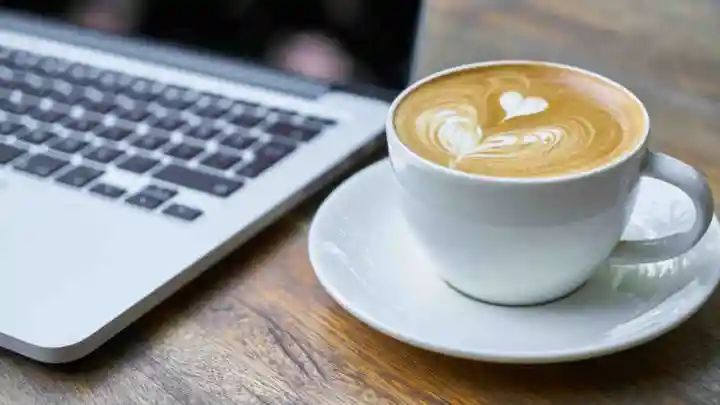 我喝速溶咖啡，成了鄙视链最底层