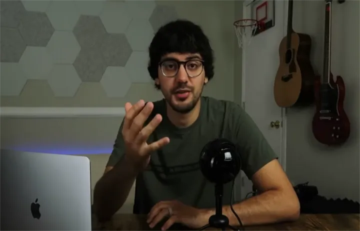 啥热蹭啥，海外小哥古怪的TikTok运营技巧