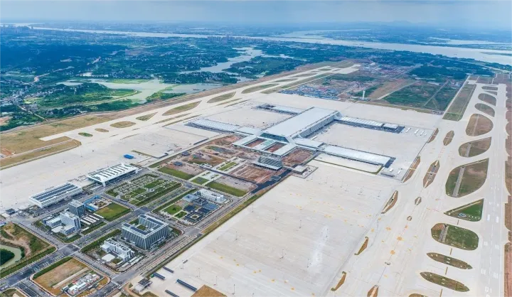 顺丰与UPS或将在鄂州机场展开合作；SHEIN上半年盈利创新高