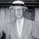 老丁是个生意人