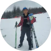 50%玩家在上厕所时玩手游！2025手游留存、时长、收入规模通用数据整理